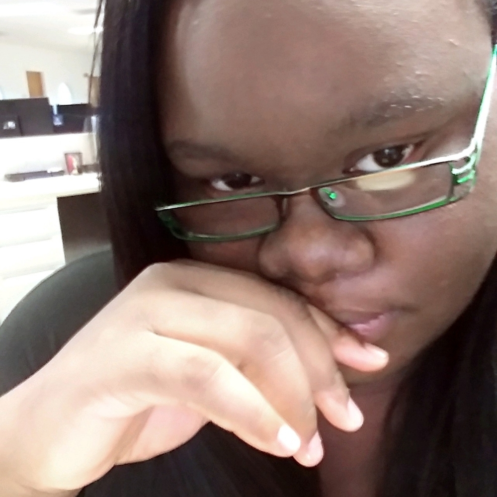 Meet your Posher, Chehaila